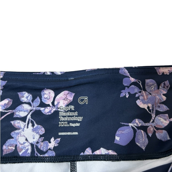 GapFit Blue Floral Printed High Rise Blackout Print 7/8 Active Stretch Leggings - Picture 6 of 11